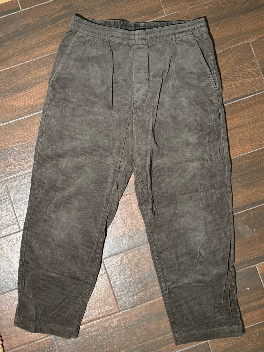 Uniqlo Men's Dark Brown Corduroy Tapered Pants Short Waist 30-33in 99% Cotton